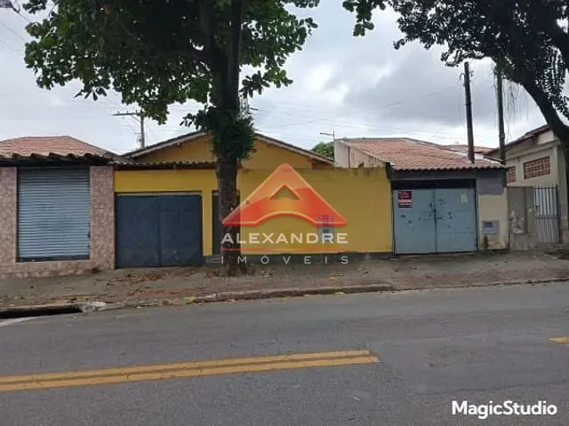 Casa com 369m² 2 quartos e 1 banheiro, à venda, no bairro Jardim Ismênia em São José dos Campos