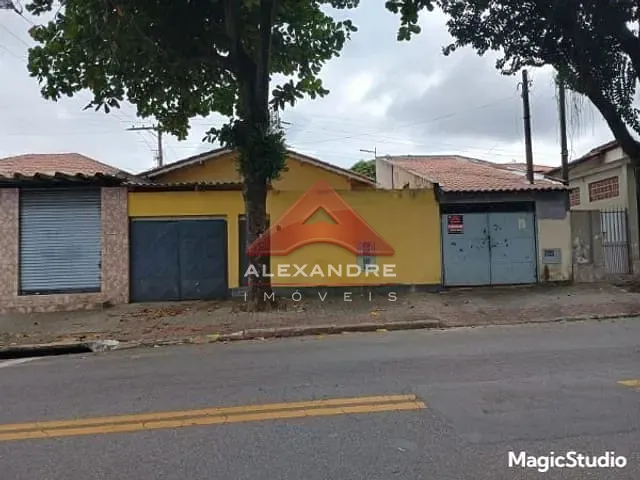 Casa com 369m² 2 quartos e 1 banheiro, à venda, no bairro Jardim Ismênia em São José dos Campos