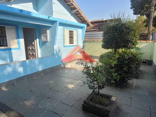 Casa com 250m² 3 quartos e 2 banheiros, à venda, no bairro Jardim Satélite em São José dos Campos