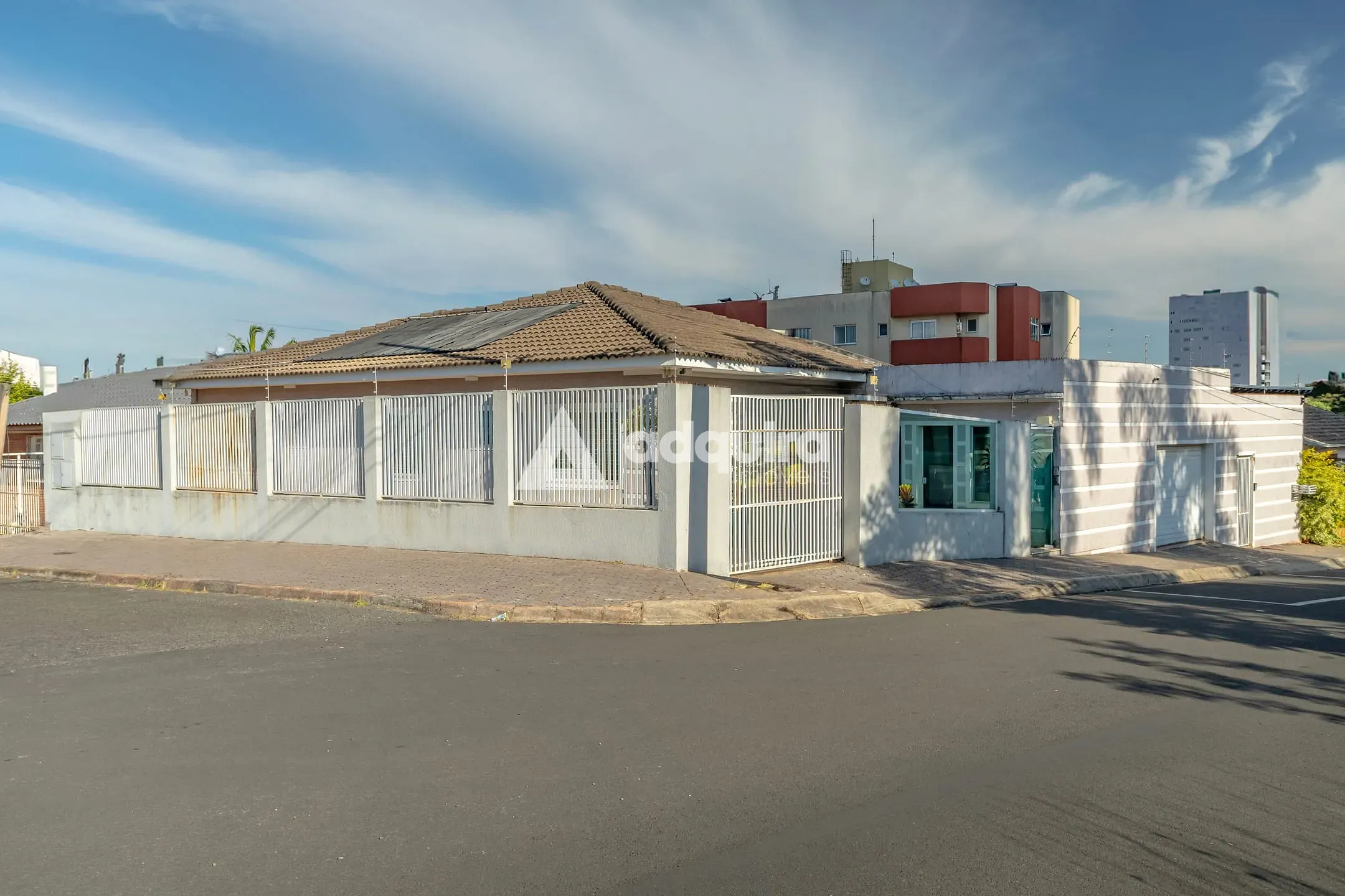 Casa, 3 quartos, 157 m² - Foto 2