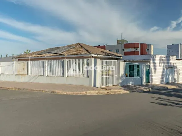 Casa com 396m² 3 quartos e 2 banheiros, à venda ou para alugar, no bairro Oficinas em Ponta Grossa
