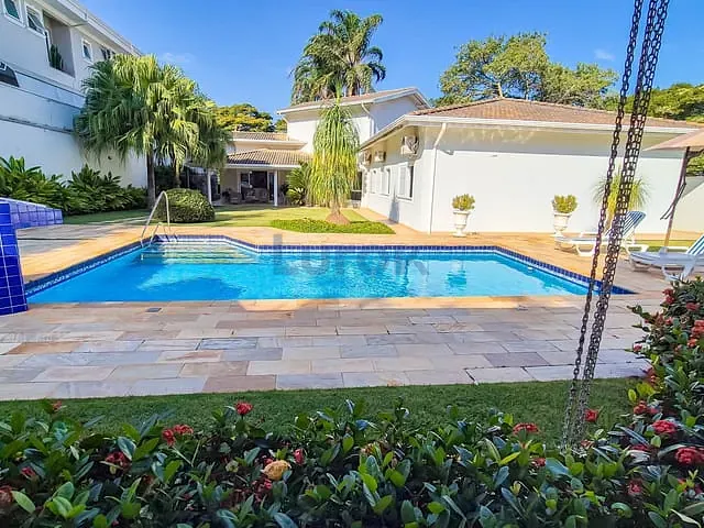 Casa com 1000m² 3 quartos e 3 banheiros, à venda, no bairro Vale do Itamaracá em Valinhos