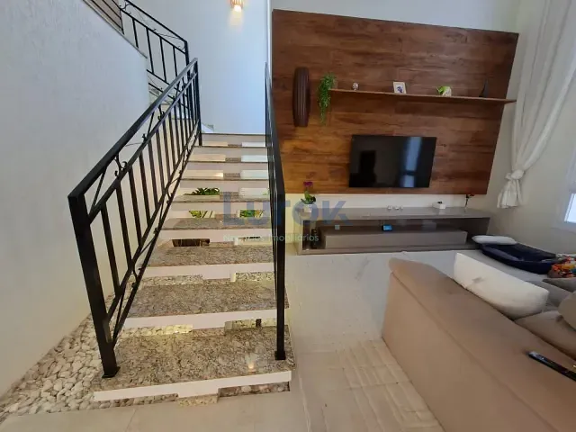 Casa com 960m² 3 quartos e 5 banheiros, à venda, no bairro Jardim Recanto em Valinhos