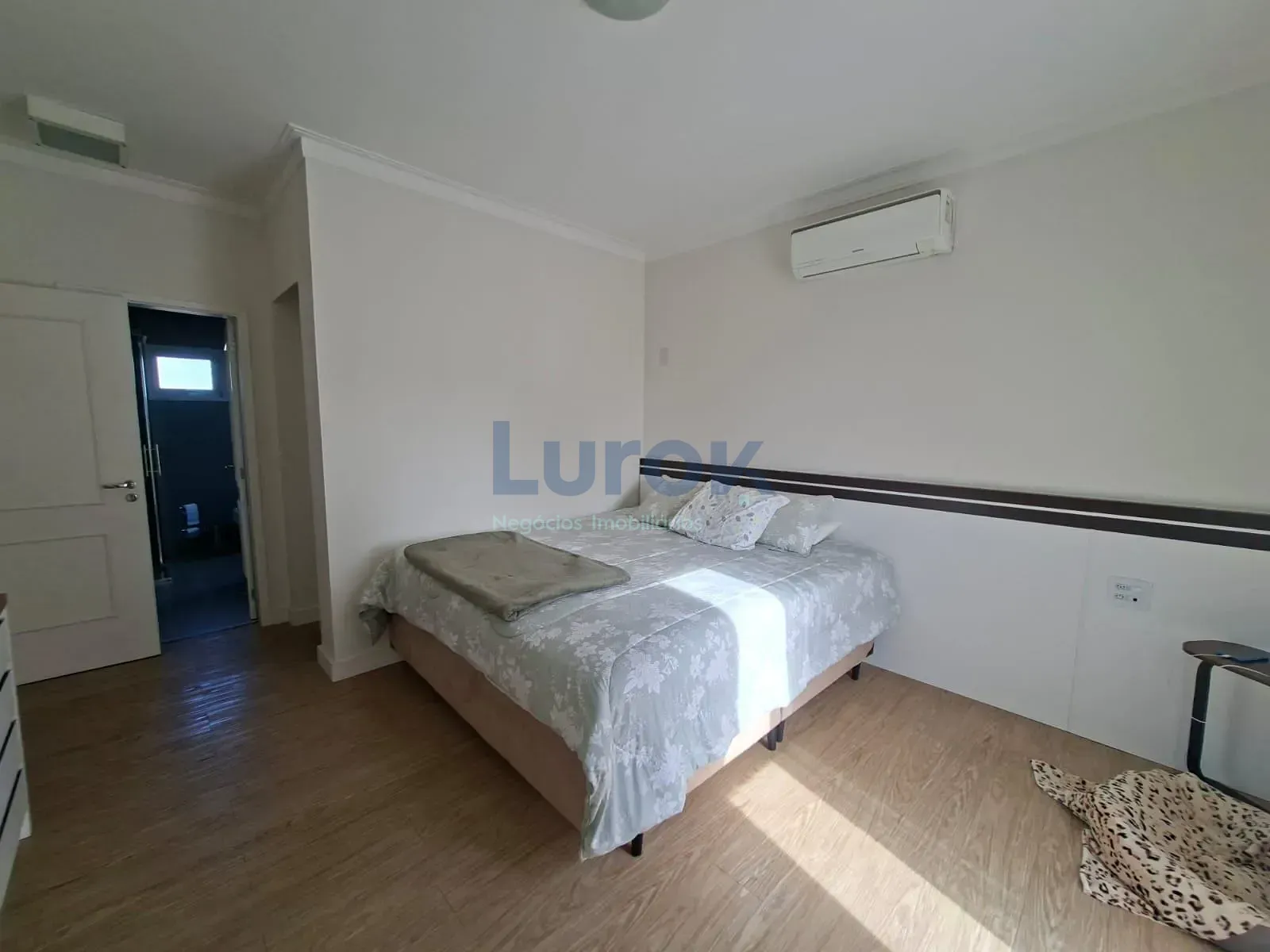 Casa, 3 quartos, 288 m² - Foto 35