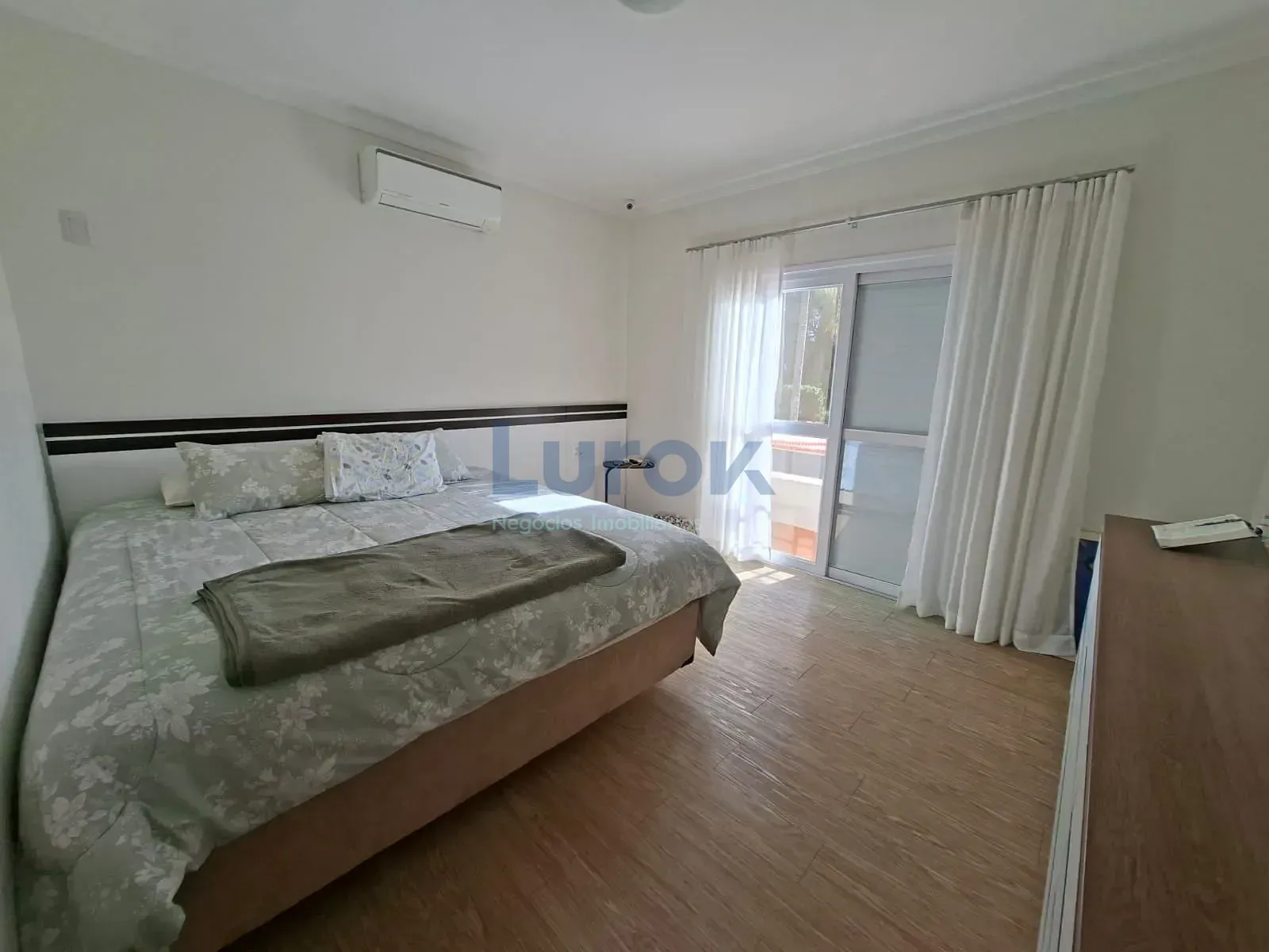 Casa, 3 quartos, 288 m² - Foto 47