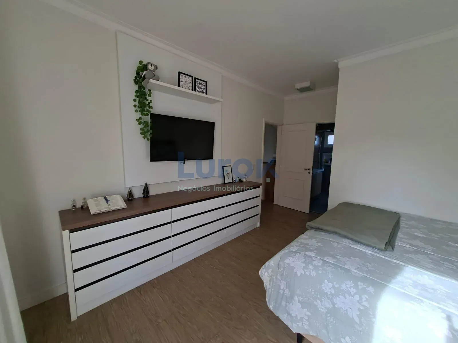 Casa, 3 quartos, 288 m² - Foto 52