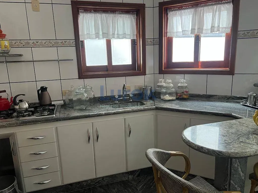 Casa, 4 quartos, 280 m² - Foto 13