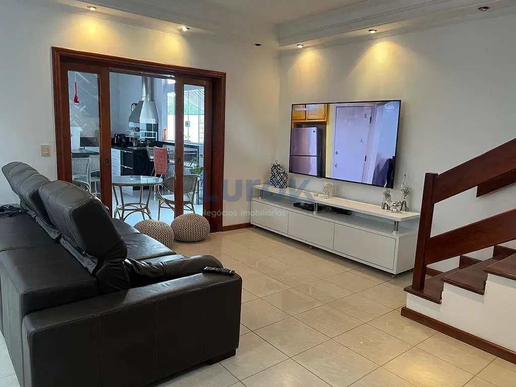Casa, 4 quartos, 280 m² - Foto 9