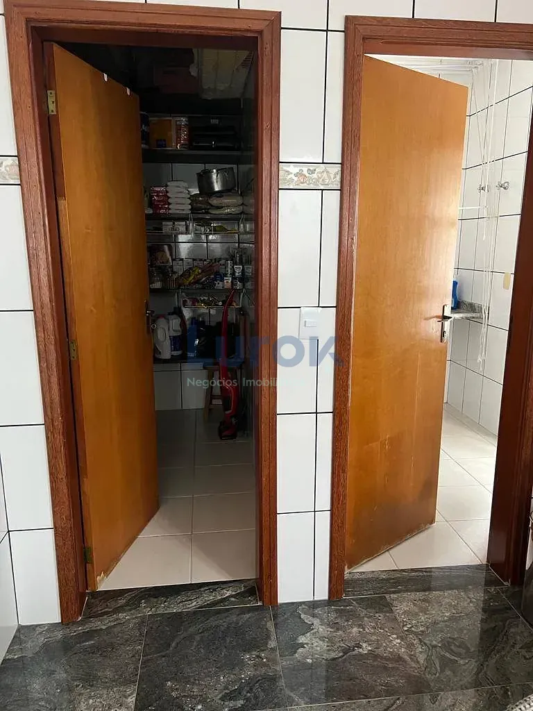 Casa, 4 quartos, 280 m² - Foto 15
