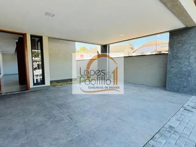 Casa com 277m² 3 quartos e 3 banheiros, à venda, no bairro Jardim do Lago em Atibaia