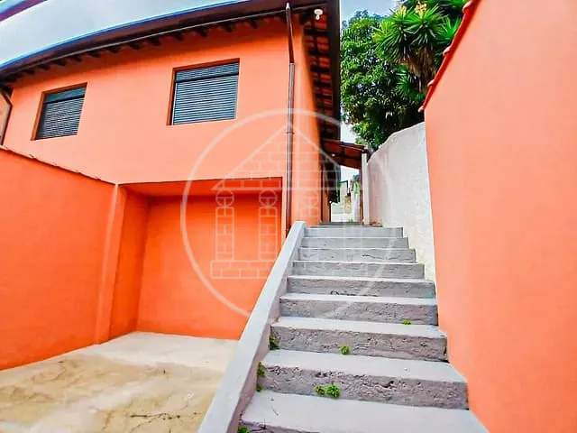 Casa com 250m² 2 quartos e 2 banheiros, à venda, no bairro Jardim Iporanga em São Paulo