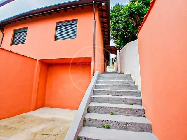 Casa com 250m² 2 quartos e 2 banheiros, à venda, no bairro Jardim Iporanga em São Paulo