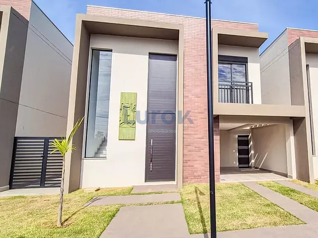 Casa 3 quartos e 4 banheiros, para alugar, no bairro Vista Alegre em Vinhedo
