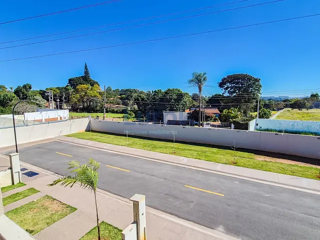 Casa 3 quartos e 4 banheiros, para alugar, no bairro Vista Alegre em Vinhedo