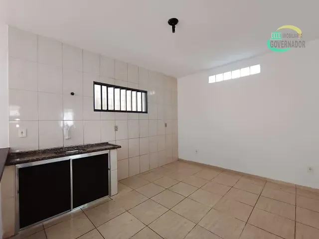 Casa com 250m² 2 quartos e 1 banheiro, para alugar, no bairro Parque Via Norte em Campinas