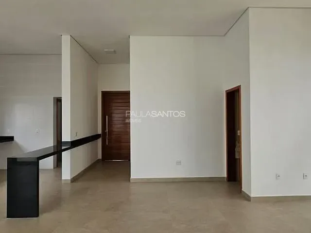 Casa com 300m² 3 quartos e 3 banheiros, à venda, no bairro Bairro da Vossoroca em Sorocaba