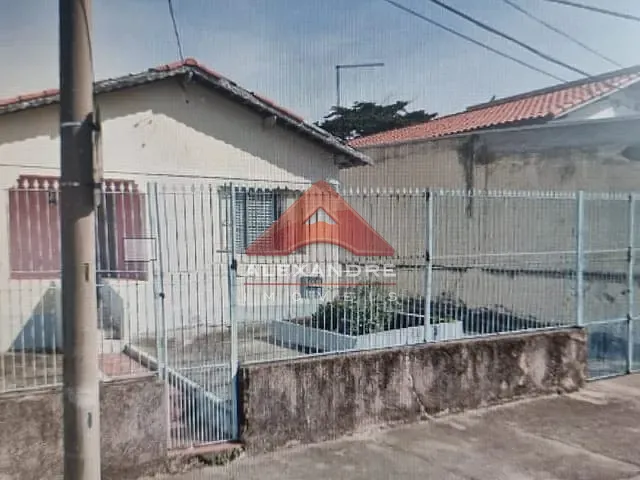 Casa com 312m² 3 quartos e 2 banheiros, à venda, no bairro Monte Castelo em São José dos Campos