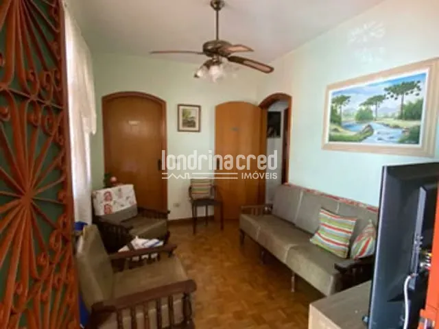 Casa com 360m², à venda, no bairro Waldemar Hauer em Londrina
