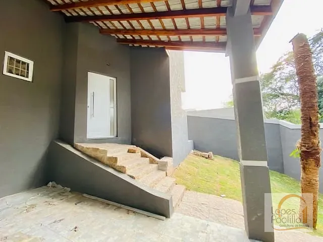 Casa com 360m² 3 quartos e 3 banheiros, à venda, no bairro Retiro das Fontes em Atibaia