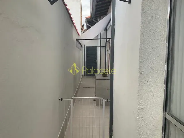 Casa com 160m² 2 quartos e 2 banheiros, à venda, no bairro Crispim em Pindamonhangaba