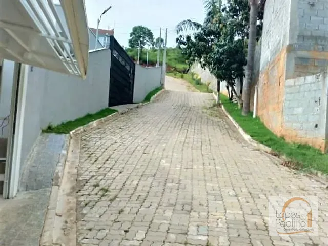 Casa com 192m² 2 quartos e 2 banheiros, à venda, no bairro Portão em Atibaia