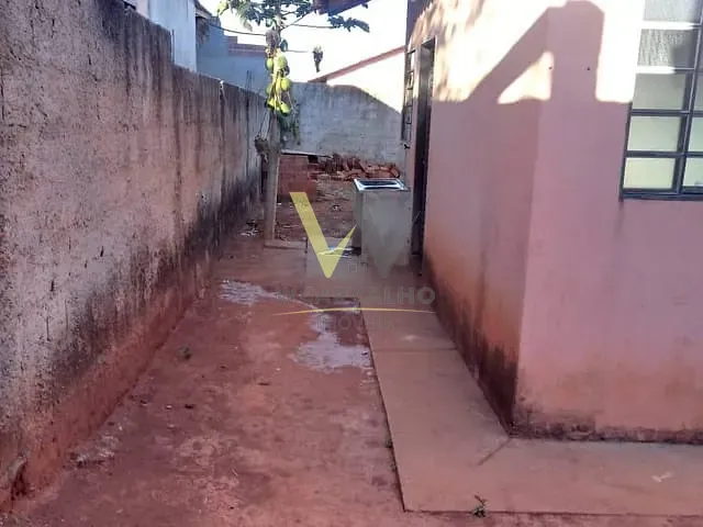Casa com 200m² 2 quartos e 1 banheiro, à venda, no bairro Copacabana em Anápolis