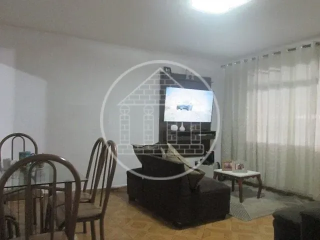 Casa com 180m² 3 quartos e 2 banheiros, à venda, no bairro Terceira Divisão de Interlagos em São Paulo