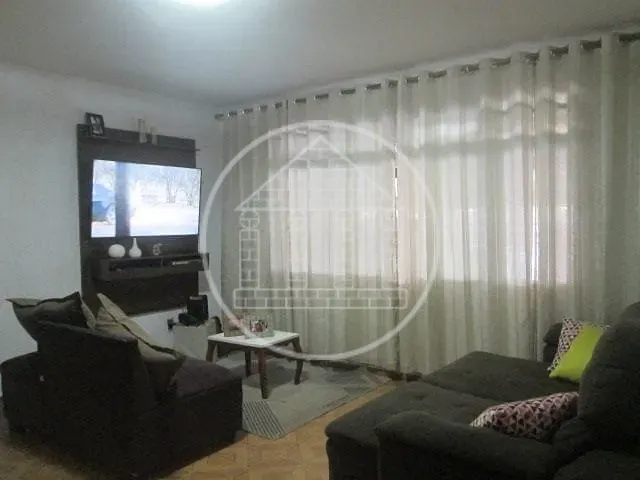 Casa com 180m² 3 quartos e 2 banheiros, à venda, no bairro Terceira Divisão de Interlagos em São Paulo