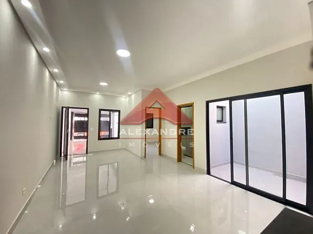 Casa com 150m² 3 quartos e 2 banheiros, à venda, no bairro Vila Tesouro em São José dos Campos