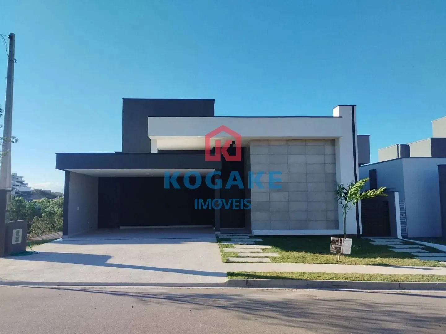 Casa, 3 quartos, 259 m² - Foto 1