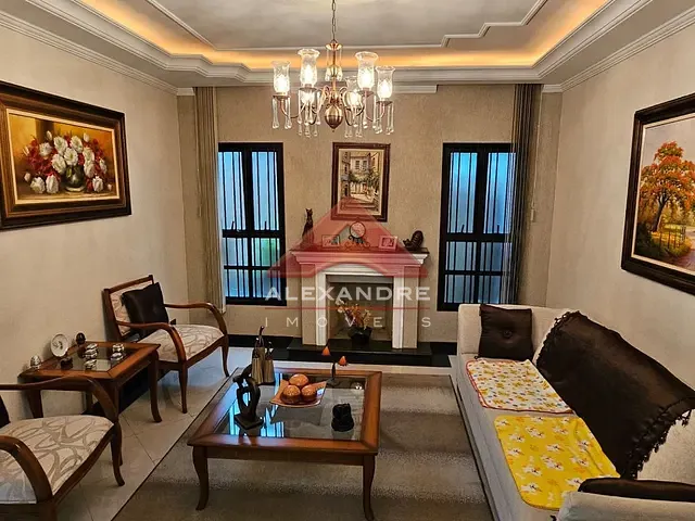 Casa com 328m² 4 quartos e 3 banheiros, à venda, no bairro Jardim das Indústrias em São José dos Campos