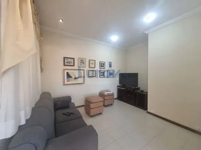 Casa 4 quartos e 6 banheiros, à venda, no bairro Jardim Novo Horizonte em Valinhos