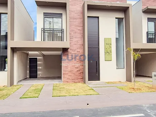 Casa 3 quartos e 4 banheiros, à venda, no bairro Vista Alegre em Vinhedo