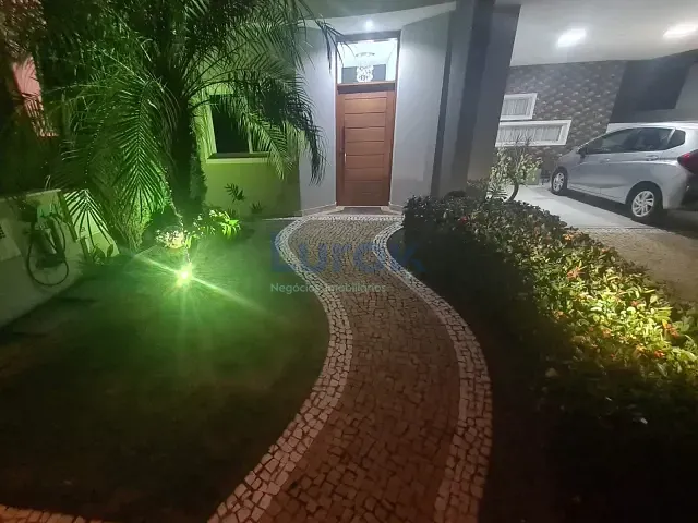 Casa com 360m² 4 quartos e 4 banheiros, à venda, no bairro Swiss Park em Campinas