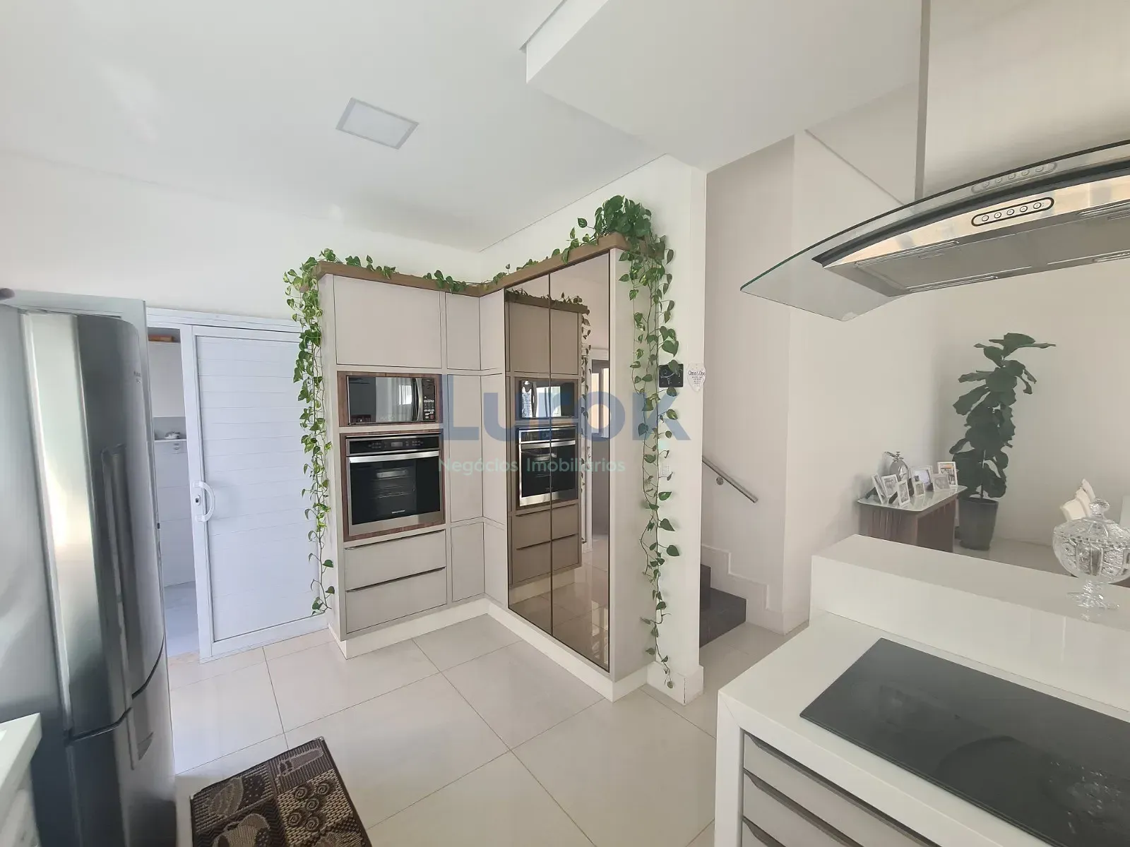Casa, 4 quartos, 272 m² - Foto 31
