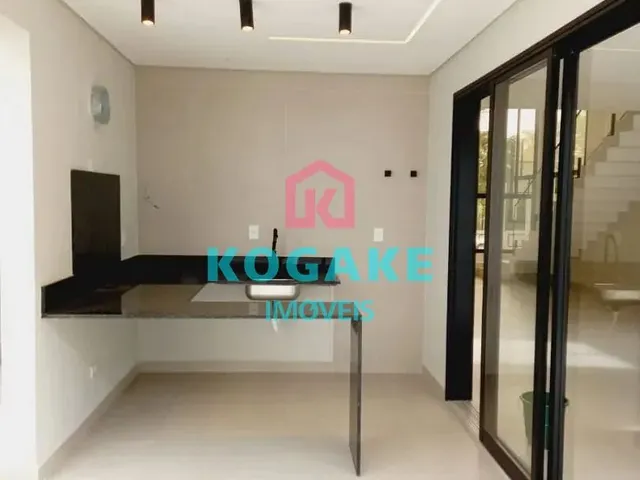 Casa com 250m² 4 quartos e 3 banheiros, à venda, no bairro Residencial Colinas em Caçapava