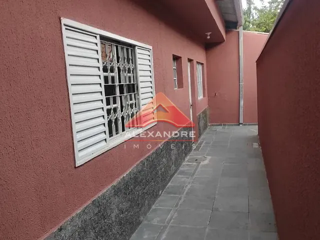 Casa com 250m² 1 quarto e 1 banheiro, para alugar, no bairro Jardim Santa Inês em São José dos Campos