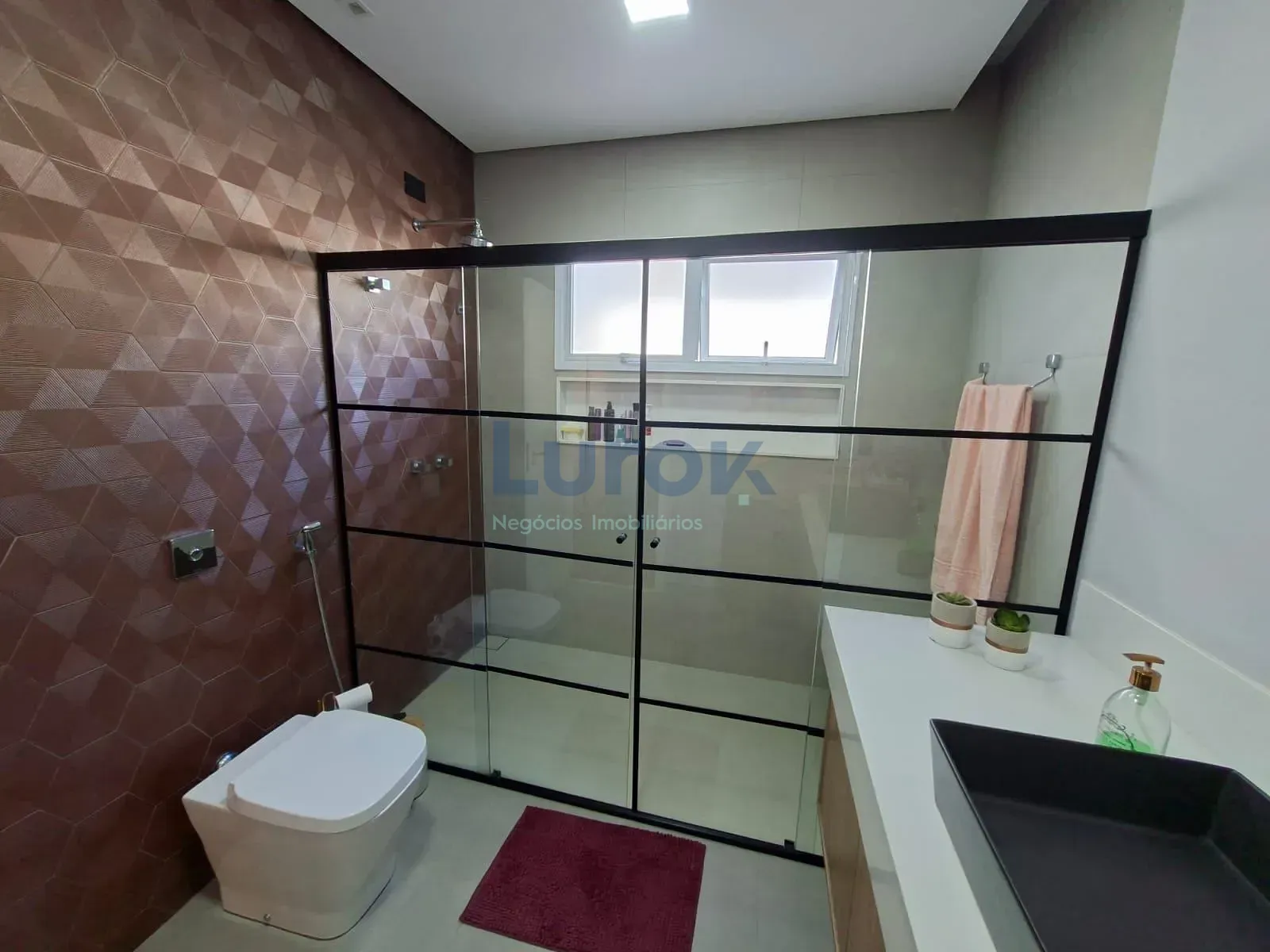 Casa, 3 quartos, 241 m² - Foto 35