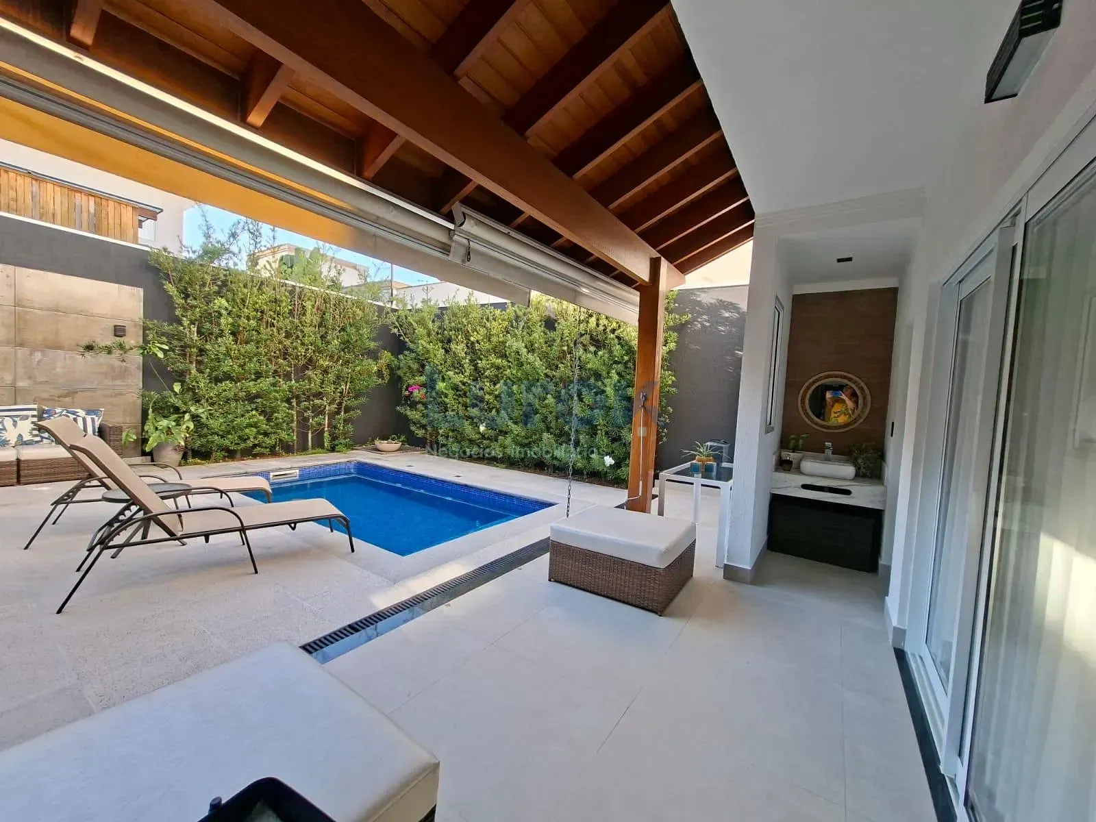 Casa, 3 quartos, 241 m² - Foto 25