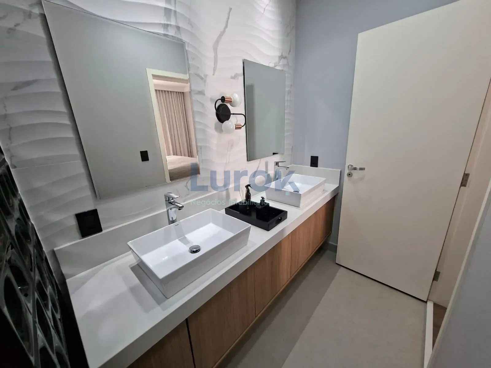 Casa, 3 quartos, 241 m² - Foto 43