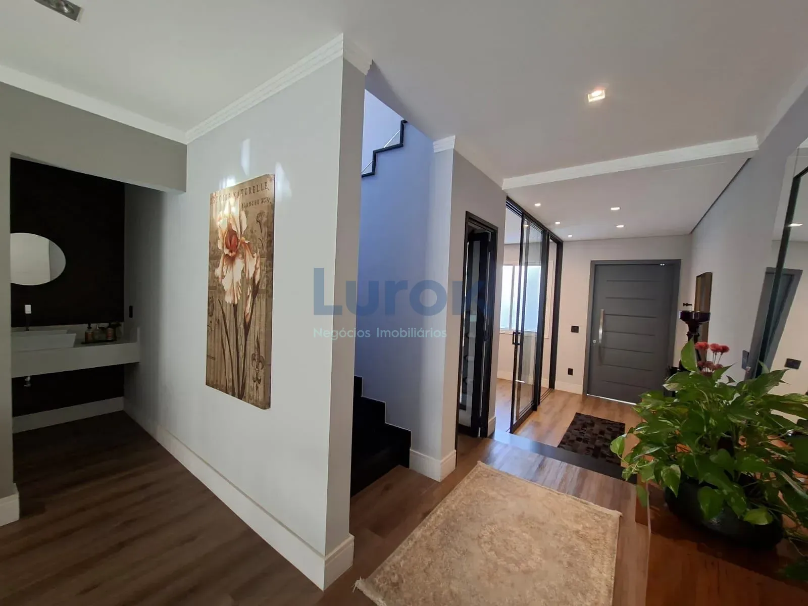 Casa, 3 quartos, 241 m² - Foto 3