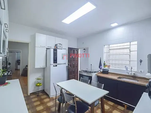 Casa 2 quartos e 2 banheiros, à venda, no bairro Paulicéia em São Bernardo do Campo