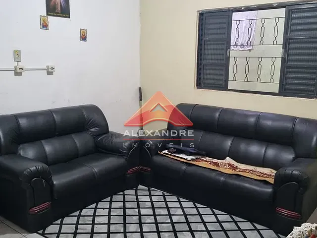 Casa com 125m² 4 quartos e 2 banheiros, à venda, no bairro Residencial União em São José dos Campos
