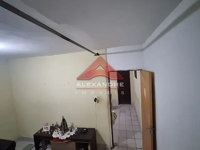 Casa com 125m² 4 quartos e 2 banheiros, à venda, no bairro Residencial União em São José dos Campos