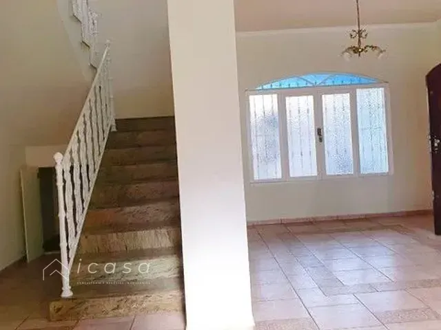 Casa com 308m² 5 quartos e 4 banheiros, à venda, no bairro Jardim América em São José dos Campos
