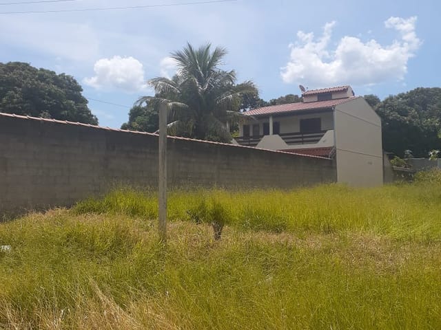 Casa com 500m² 3 quartos e 2 banheiros, à venda, no bairro Conjunto Residencial Araretama em Pindamonhangaba