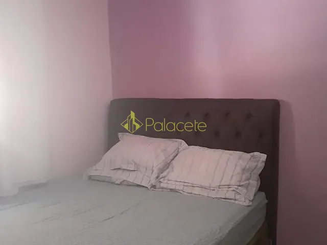 Casa com 500m² 3 quartos e 2 banheiros, à venda, no bairro Conjunto Residencial Araretama em Pindamonhangaba