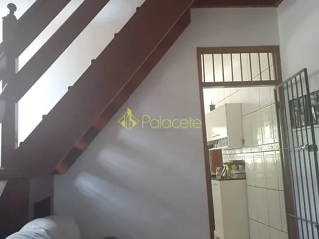 Casa com 500m² 3 quartos e 2 banheiros, à venda, no bairro Conjunto Residencial Araretama em Pindamonhangaba