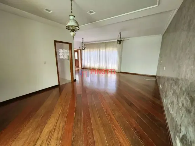 Casa 3 quartos e 2 banheiros, para alugar, no bairro Jardim do Mar em São Bernardo do Campo