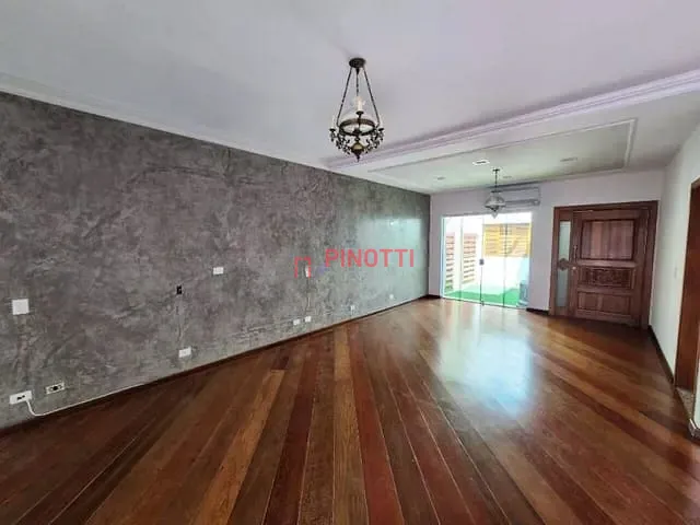 Casa 3 quartos e 2 banheiros, para alugar, no bairro Jardim do Mar em São Bernardo do Campo
